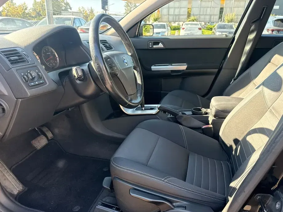 Volvo S40 II — imagine 10