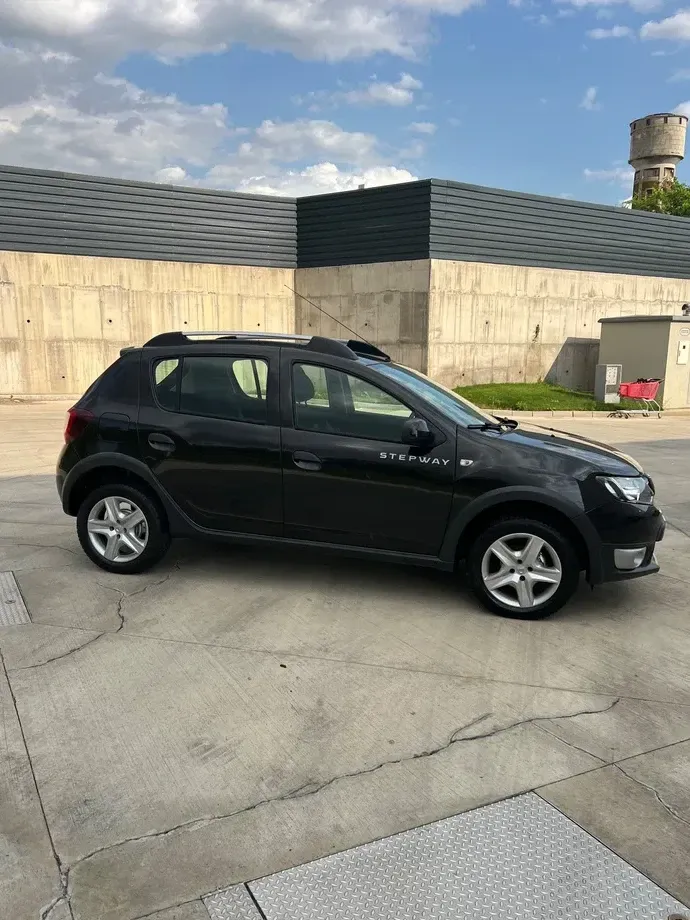 Dacia Sandero II — imagine 4