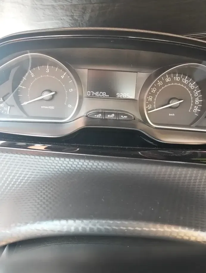 Peugeot 2008 — imagine 6
