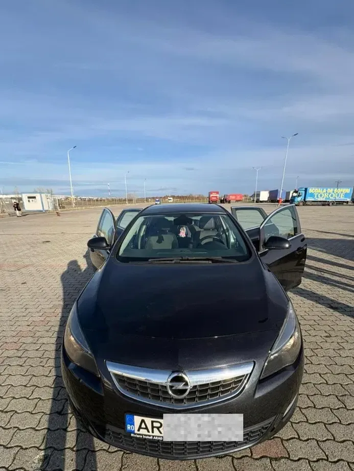 Opel Astra — imagine 3