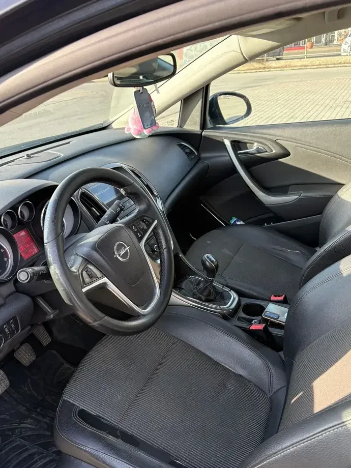 Opel Astra — imagine 5