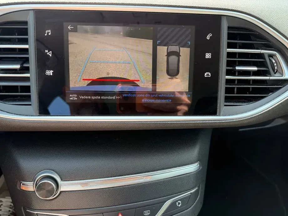 Peugeot 308 — imagine 4