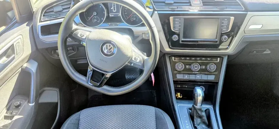 Volkswagen Touran — imagine 3