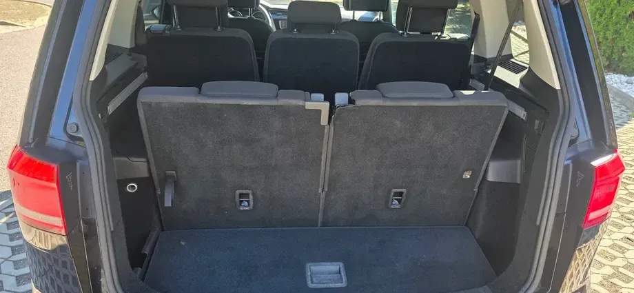 Volkswagen Touran — imagine 4
