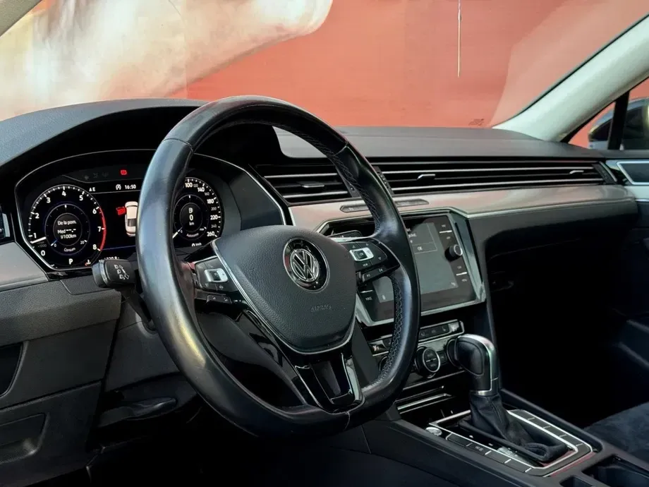 Volkswagen Passat — imagine 5