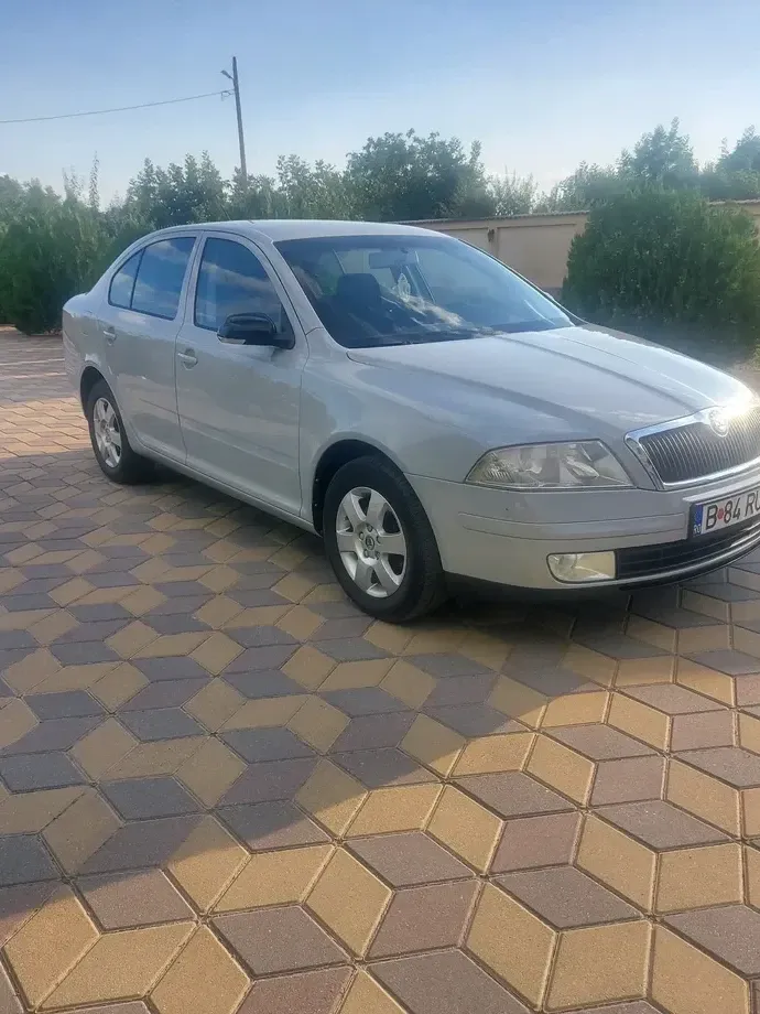 Škoda Octavia II — imagine 2