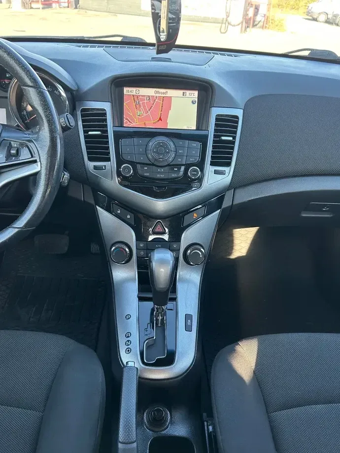 Chevrolet Cruze I — imagine 8