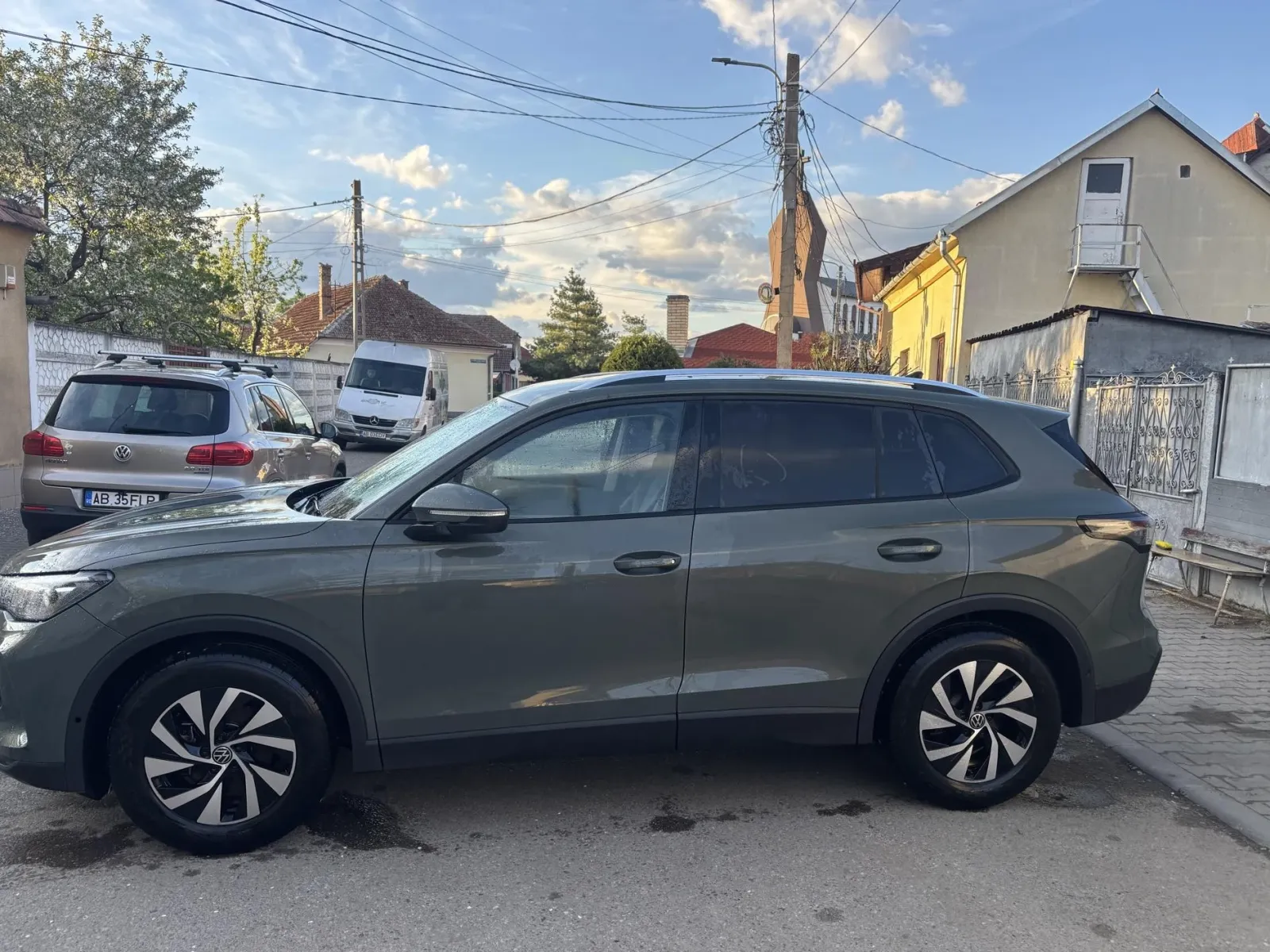 Volkswagen Tiguan — imagine 9