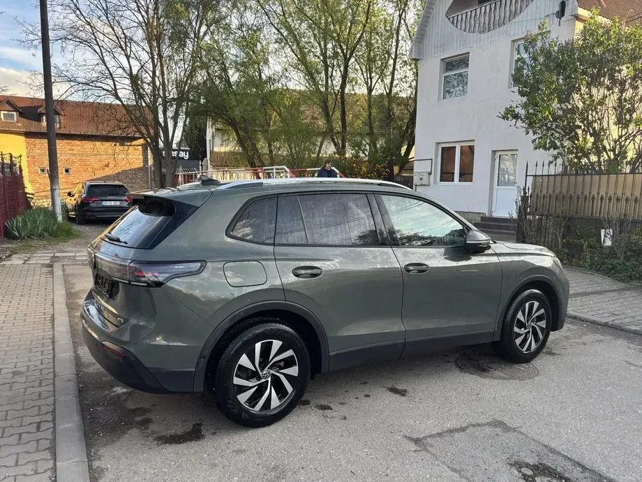 Volkswagen Tiguan — imagine 3