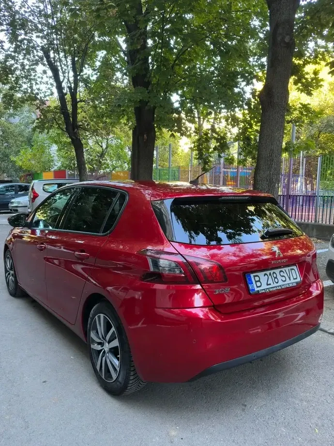 Peugeot 308 II PureTech 110 Stop & Start Style — imagine 4
