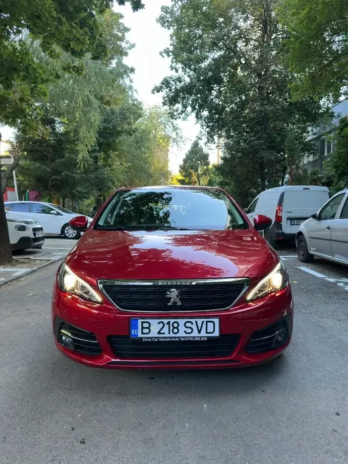 Peugeot 308 II PureTech 110 Stop & Start Style — imagine 6