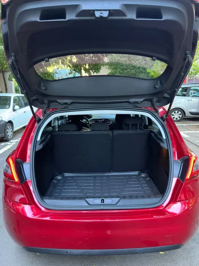 Peugeot 308 II PureTech 110 Stop & Start Style — imagine 9