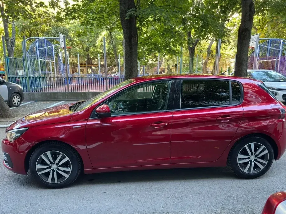 Peugeot 308 II PureTech 110 Stop & Start Style — imagine 8