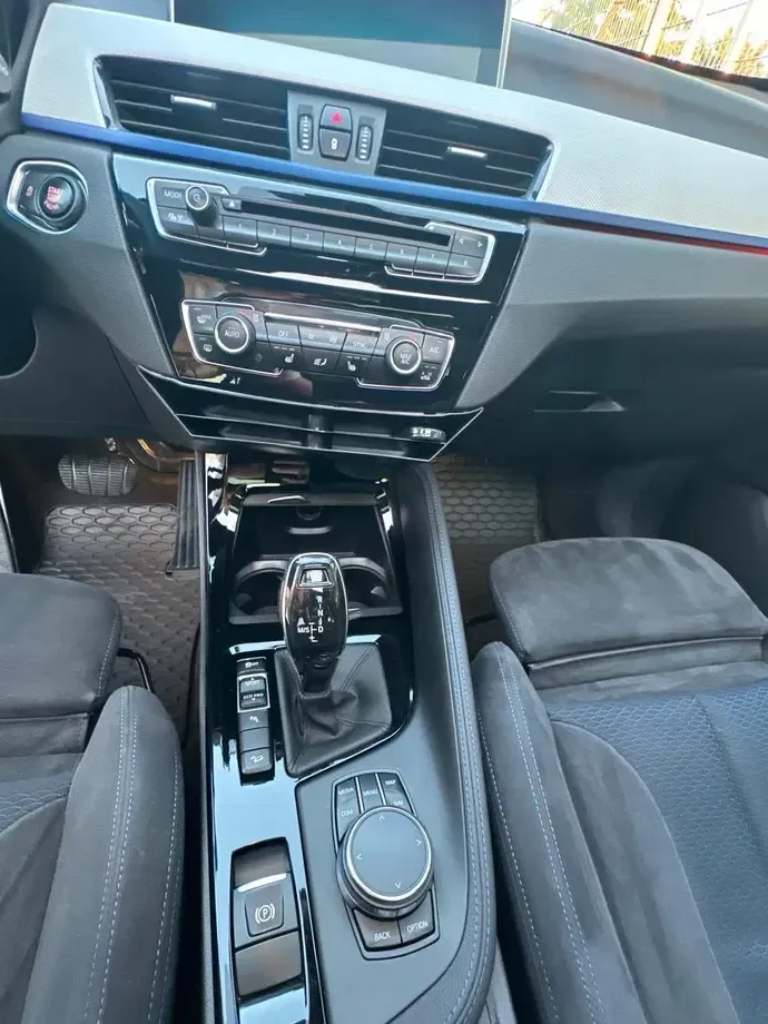 BMW X1 F48 — imagine 7