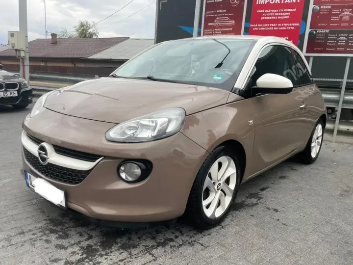 Opel Adam
