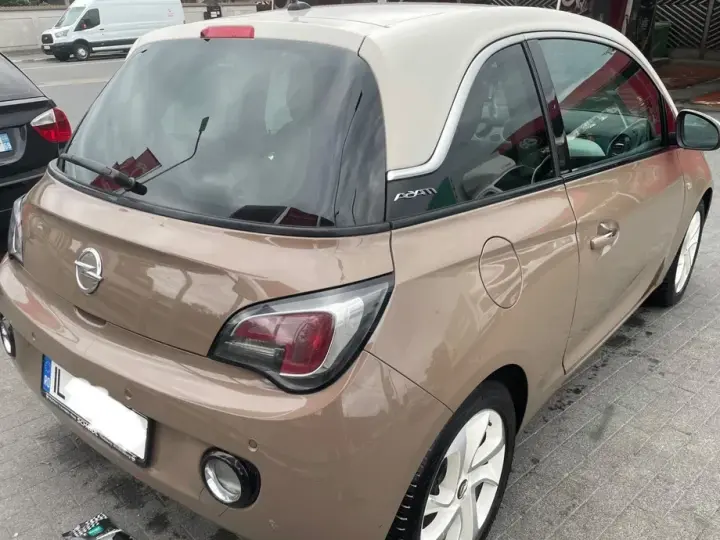 Opel Adam