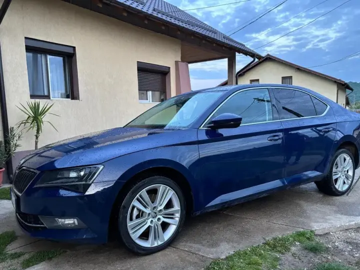 Škoda Superb III