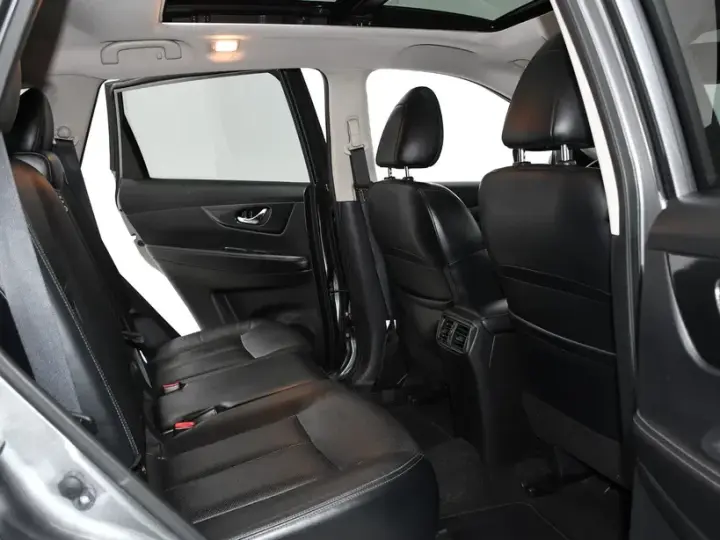 Nissan X-Trail III 1.6 dCi Xtronic Tekna