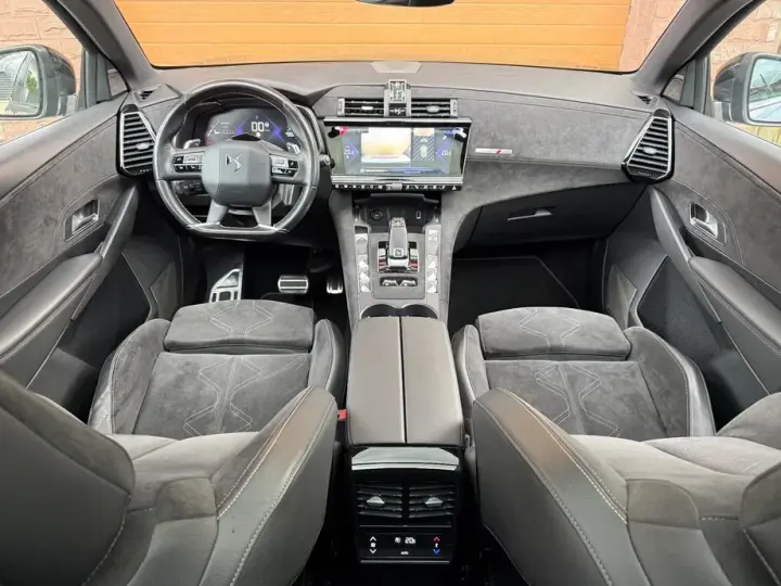 DS Automobiles DS 7 Crossback Crossback PureTech 225 Aut. PERFORMANCE LINE +