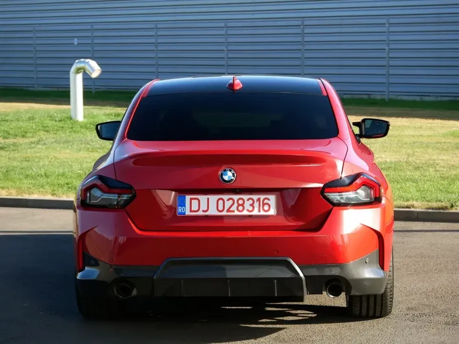 BMW Seria 2 — imagine 10