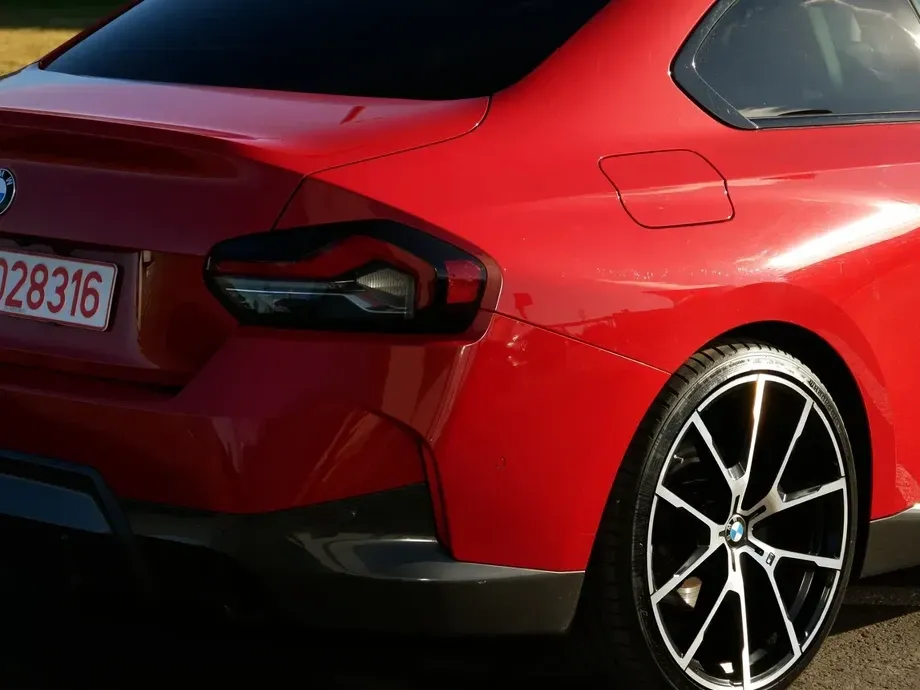 BMW Seria 2 — imagine 8