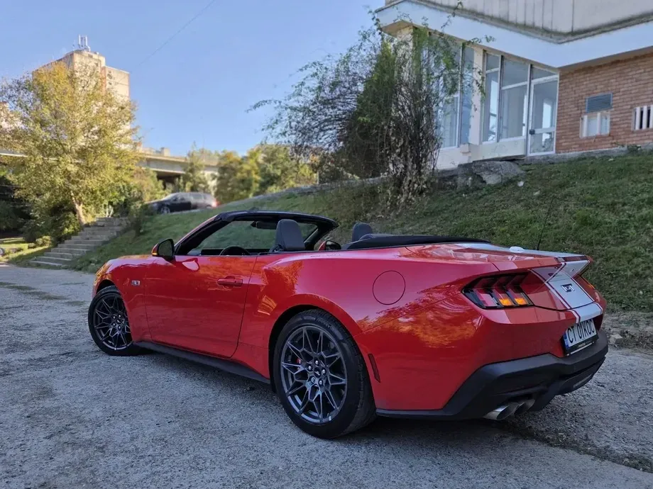 Ford Mustang VI 5.0 V8 GT — imagine 3