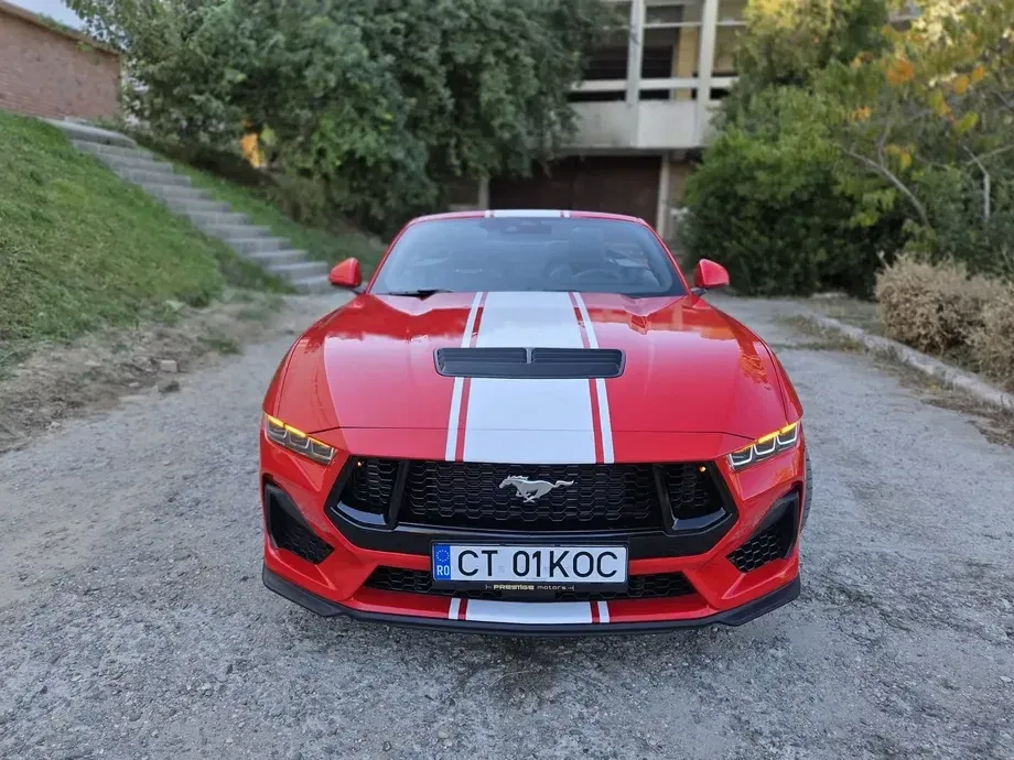 Ford Mustang VI 5.0 V8 GT — imagine 4