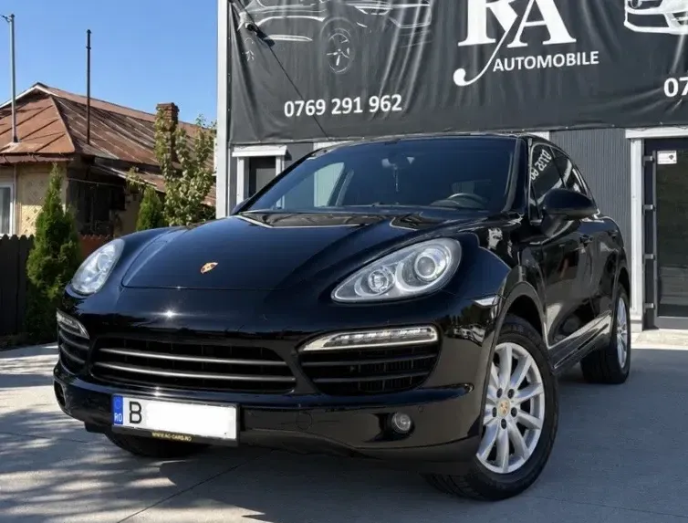 Porsche Cayenne 3.0 L V6 — imagine 2