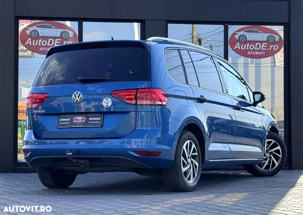 Volkswagen Touran — imagine 4