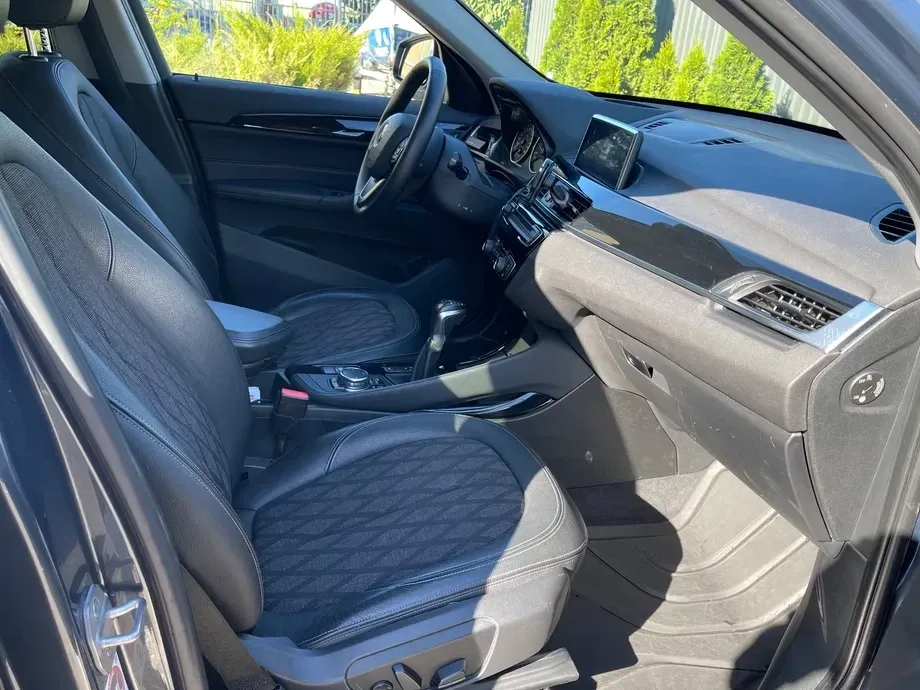 BMW X1 F48 — imagine 10