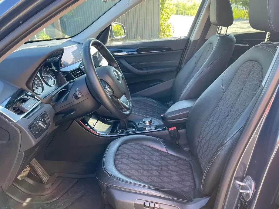 BMW X1 F48 — imagine 9