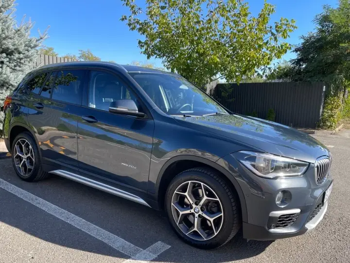 BMW X1 F48