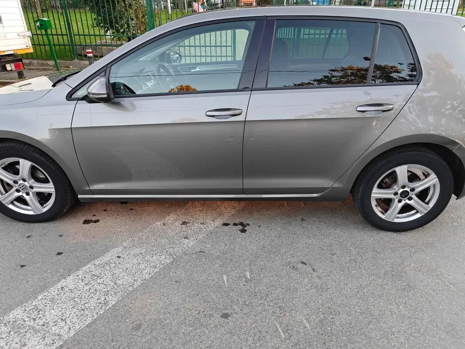Volkswagen Golf VII — imagine 8