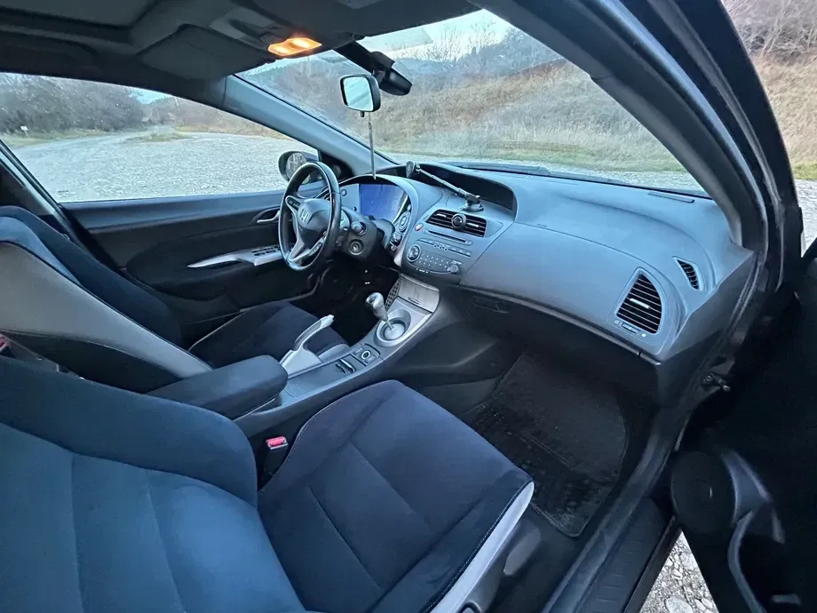 Honda Civic VIII 1.8i-VTEC Type S — imagine 7