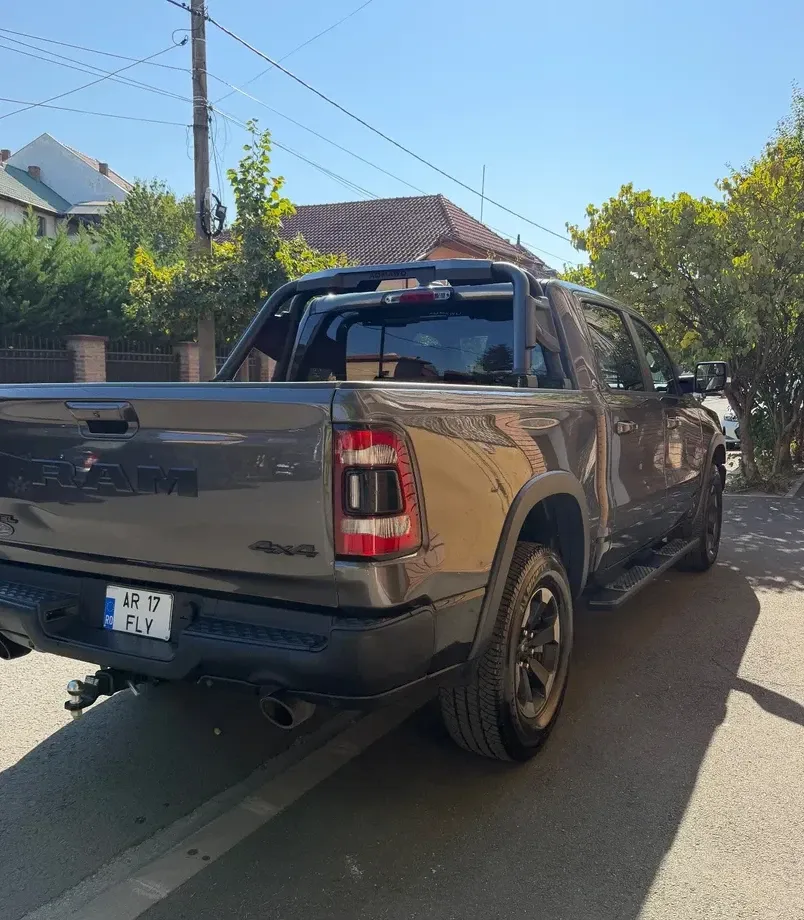 Dodge RAM — imagine 10