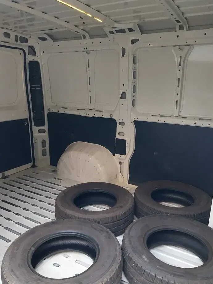 Peugeot Boxer — imagine 7