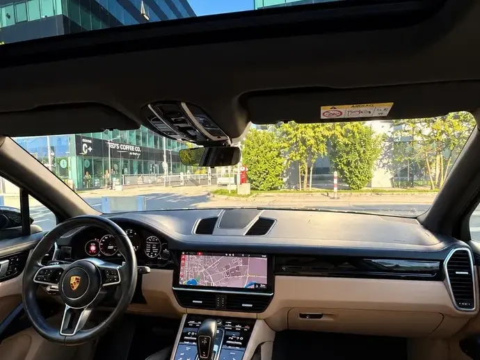 Porsche Cayenne Standard