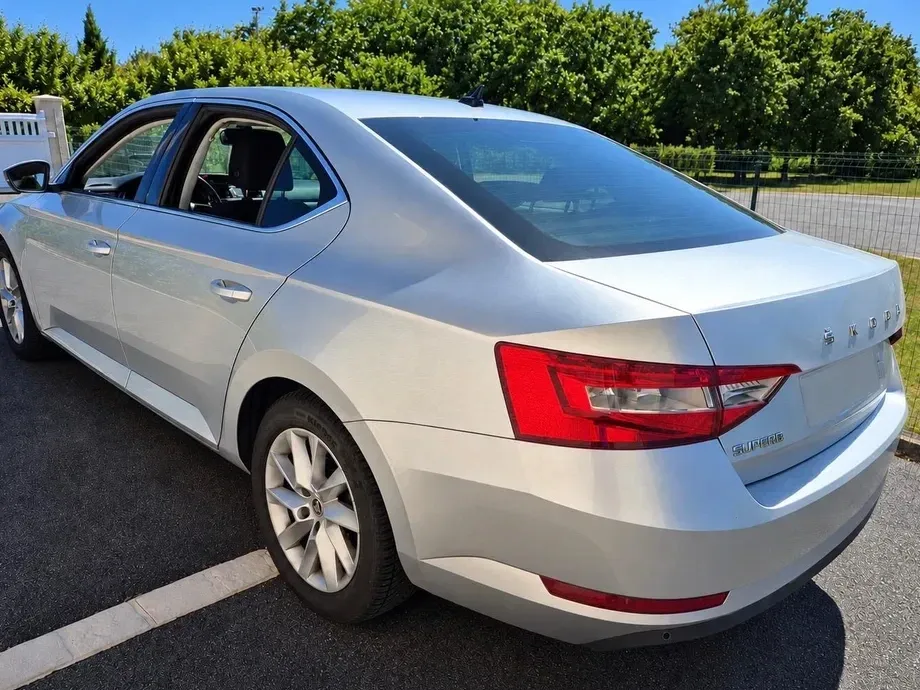 Škoda Superb III — imagine 4