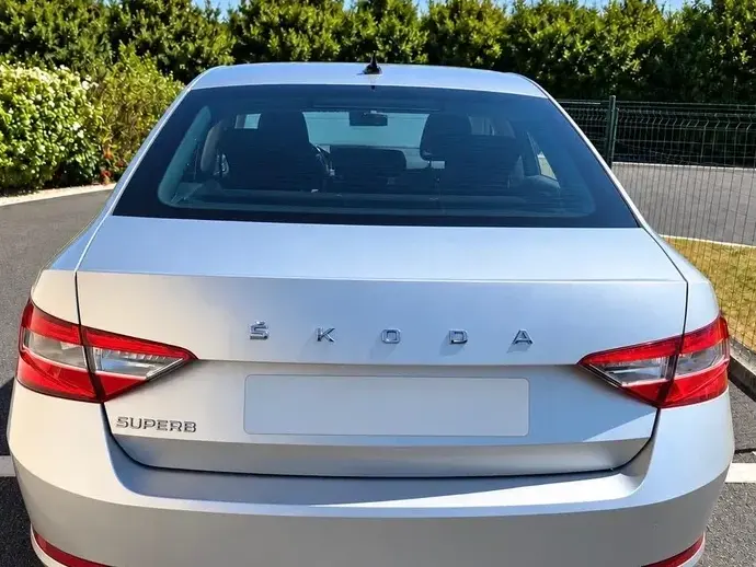 Škoda Superb III