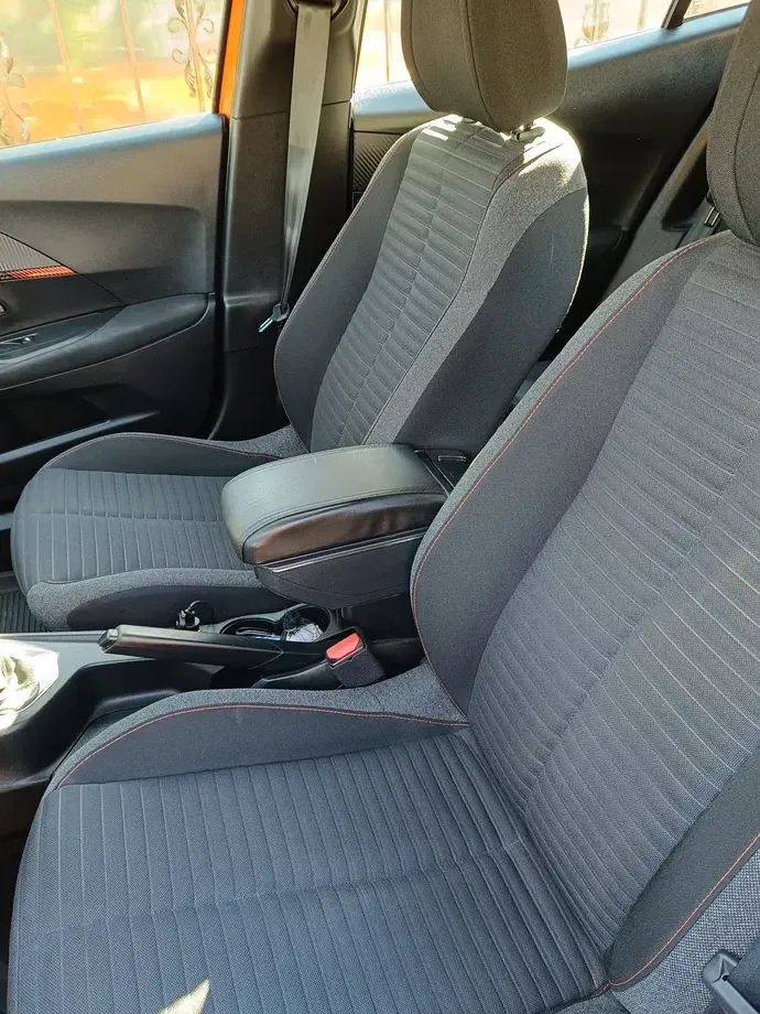 Peugeot 2008 II 1.2 L PureTech STT Active — imagine 3