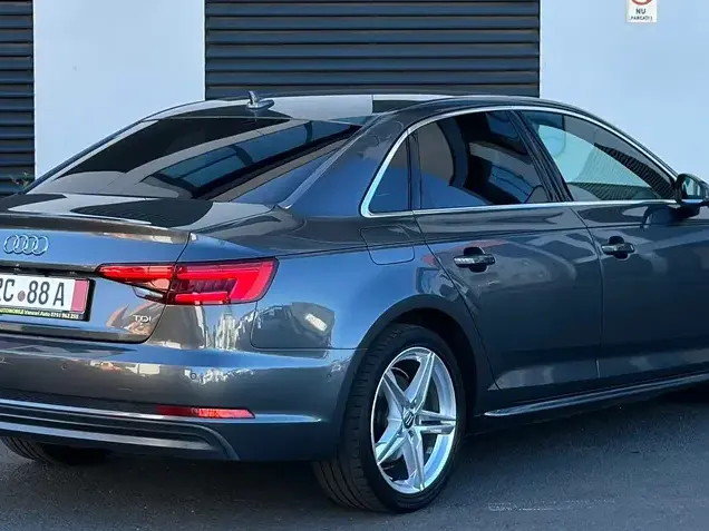 Audi A4 Limuzina 40 TDI S tronic S Line