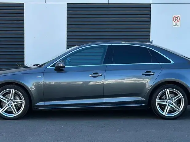 Audi A4 Limuzina 40 TDI S tronic S Line