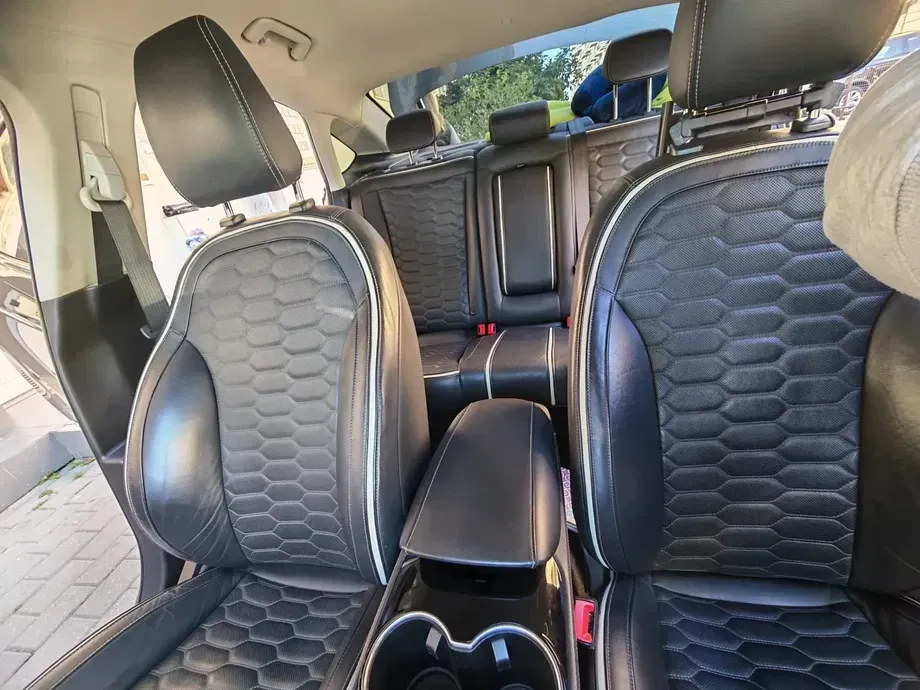 Ford Mondeo IV 2.0 HEV Vignale — imagine 9