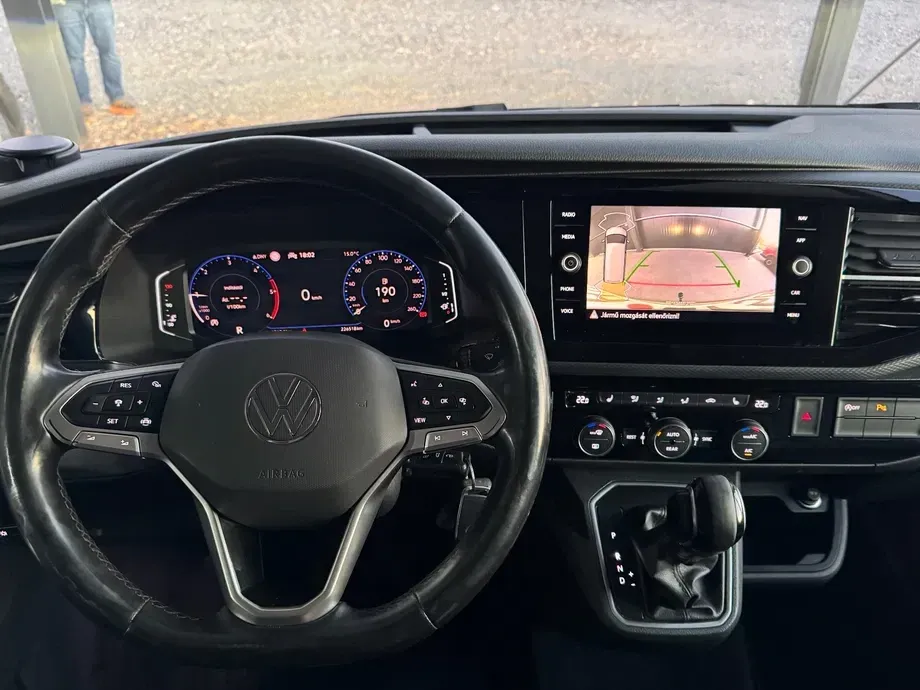 Volkswagen Multivan T6 — imagine 7