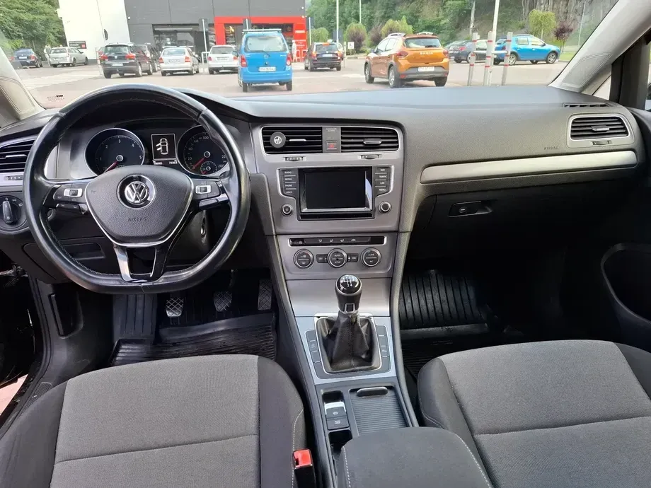 Volkswagen Golf VII — imagine 10