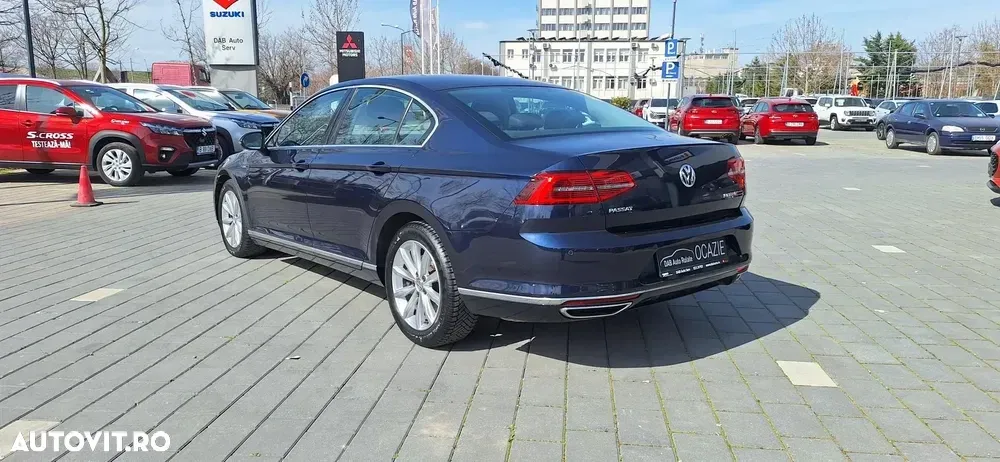 Volkswagen Passat — imagine 6
