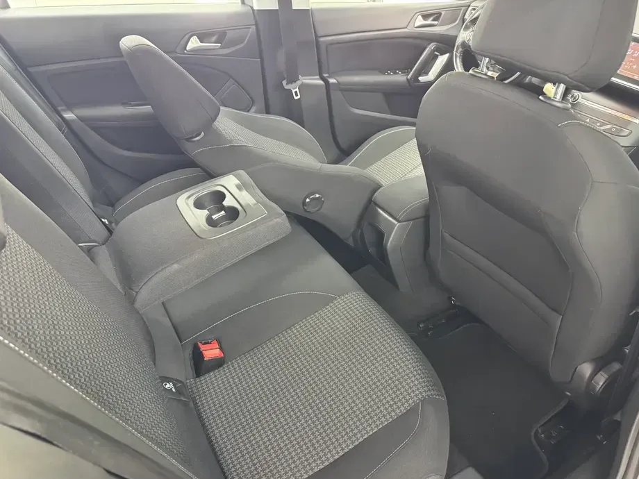 Peugeot 308 II — imagine 5