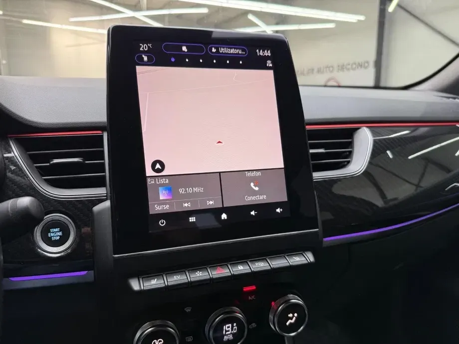 Renault Arkana E-TECH RS Line — imagine 8
