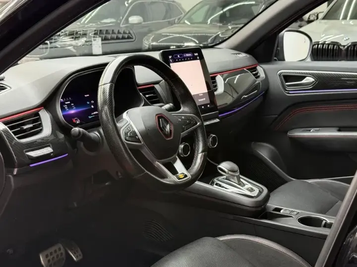 Renault Arkana E-TECH RS Line