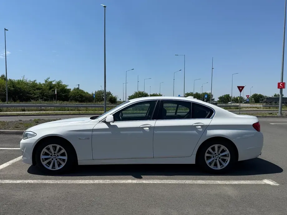 BMW Seria 5 F10/F11/F07 — imagine 5